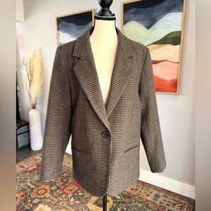 Donnybrook Classic Wool Houndstooth Blazer
